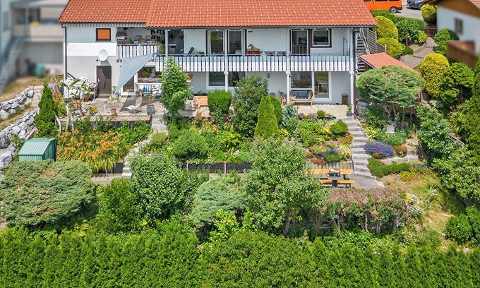 Neuravensburg Apartment | Panorama House - Apartment Säntis (pet friendly)