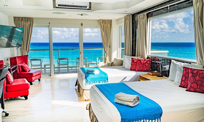 Punta Cancun Apartment | Panoramic Beachfront Suite w/Breathtaking Ocean View & Top Location