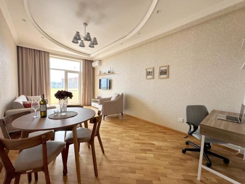 Baku Apartment | Panoramic City view Apartment with Playstation 5