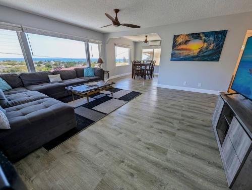 Waianae House | Panoramic Viewhouse Only 2-min Drive To Beach!