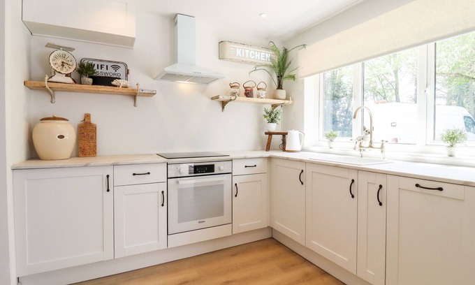 Woodbridge Cottage | Pantiles