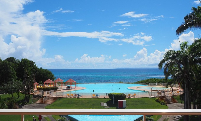 Anse des Rochers Apartment | Paradise Apartment with Sea View