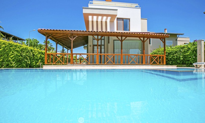 Kadriye Villa | Paradise Town Villa Beliza
