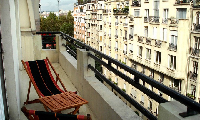 17th Arrondissement Apartment | PARIS 17 VERY WELL PLACE Porte Maillot 450 m Palais des Congrès