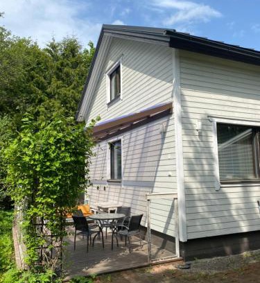 Hameenlinna Apartment | Paritalo lähellä palveluja