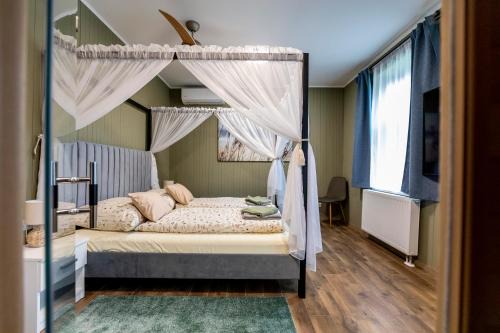 Sarrod Apartment | Park Apartman