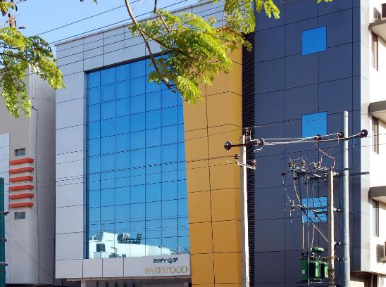 Brookefield Apartment | Park Wood Suites-Fully Vaccinated Staff