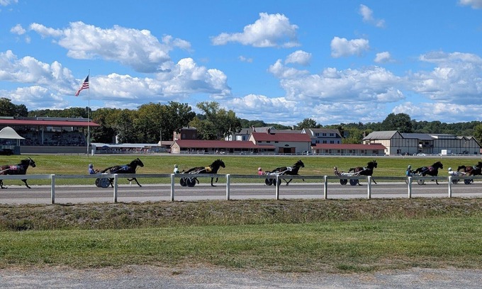 Goshen Bed & Breakfast | Parkway House Goshen Bed & Breakfast-Suite #5 - Boutique Style Family Friendly