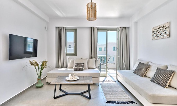 Naousa Apartment | Paros Gem