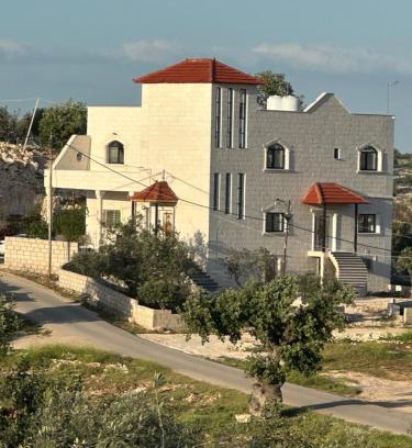 Jordan House | Pasha's house