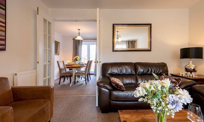 Shrewsbury House | Pass the Keys | Town Location for Shrewsbury with 3 Bedrooms