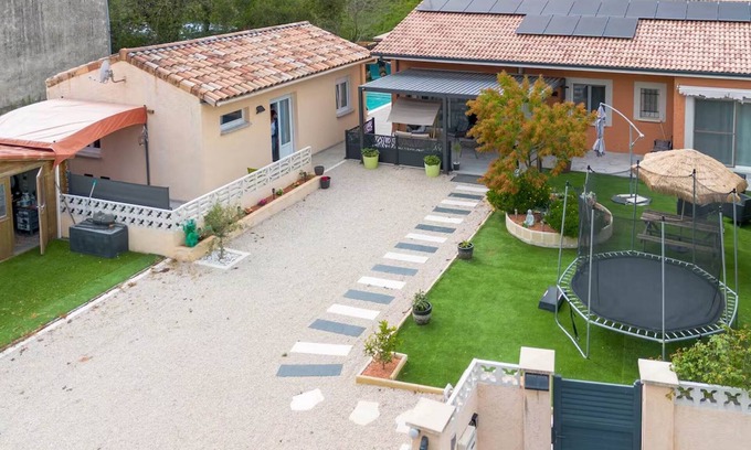 Savasse Apartment | Pause Provençale (Étape au soleil + Villa Escapade)