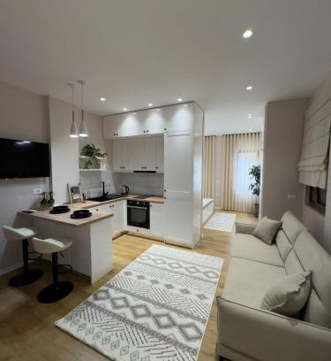 Korce Apartment | PAVÉ Apartment