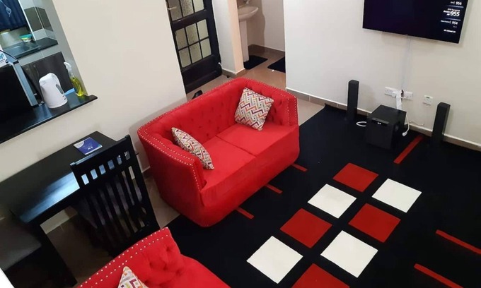 Nairobi House | Pazuri Place - Ruaka 1 bedroom+WiFi+ Lift + Parking