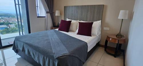 Kampung Bahasa Kapor Apartment | PD D'Wharf High Floor Studio With Private Entrance And Seaview Balcony