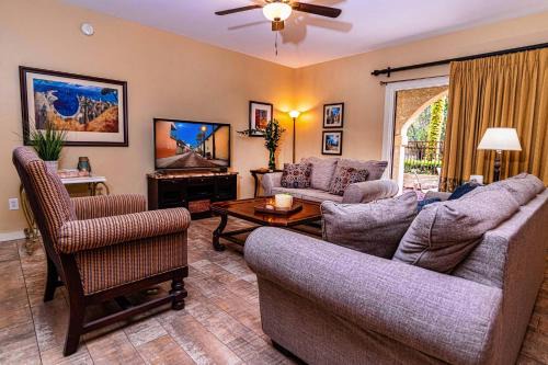 St. Augustine House | Peaceful 2 BR 2 BA ground floor w BBQ and fenced courtyard 6107-2