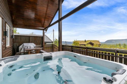 Flesberg House | Peaceful Cabin With View And Jacuzzi At Blefjell