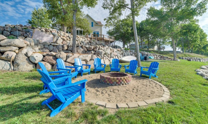 Clinton Apartment | Peaceful Clinton Retreat w/Lakefront Views!