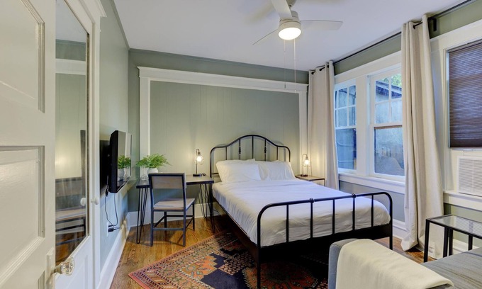 Central Midtown Apartment | Peaceful Cozy Abode in Great Midtown Location!