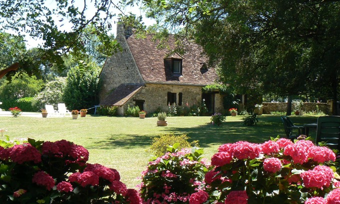 Saint-Aubin-de-Nabirat House | Peaceful haven ★ – charm between Quercy, Périgord & Sarlat – Heated pool