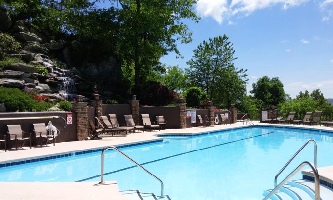 Foscoe Apartment | Peaceful Haven At Echota Condo