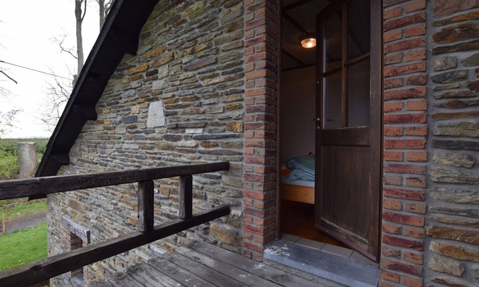 Nadrin House | Peaceful Holiday Home in Houffalize with Fireplace