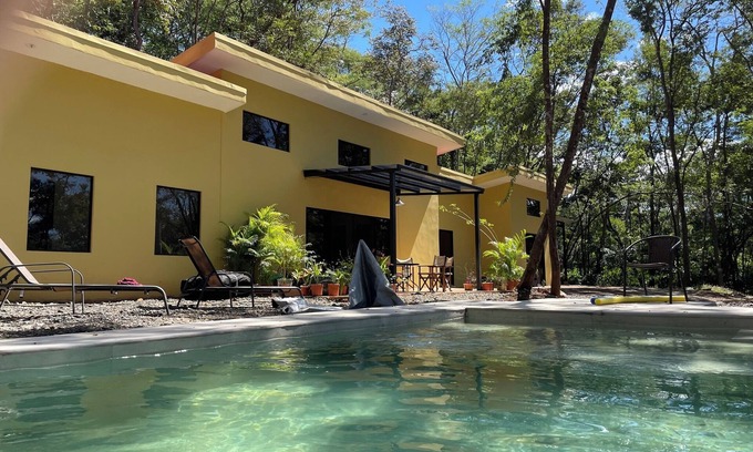 Paraiso Cottage | Peaceful, Meditative Casita in the Jungle, Yet 7 Minutes to World Class Surf