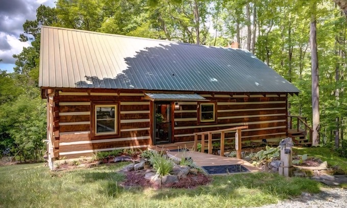 Zionville Cabin | Peaceful Mountain Cabin over 4,600 ft elevation