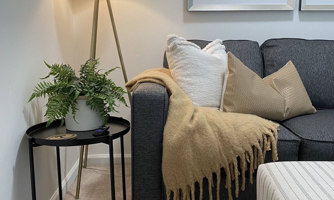 Knoxville House | Peaceful Private Guesthouse 5min UT + 7min DT