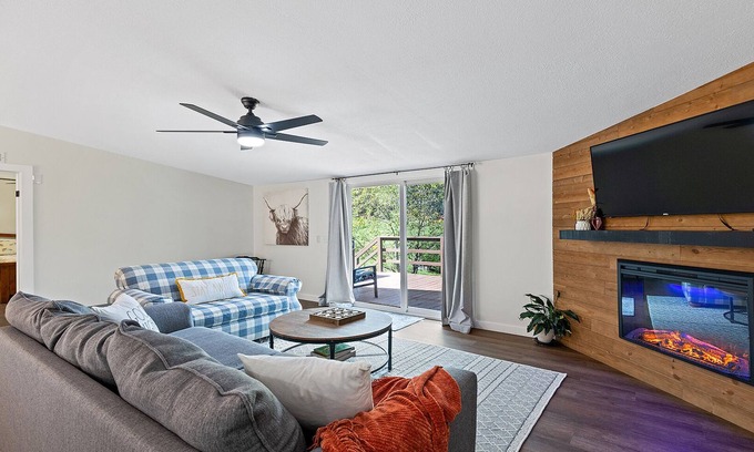 Waynesville House | Peaceful, serene retreat in the beautiful mountains of Western NC - Waynesville.