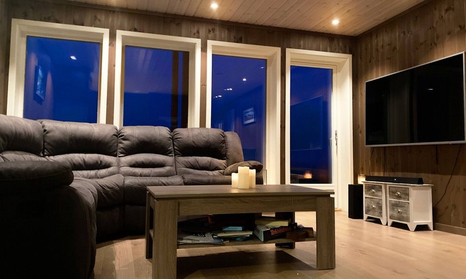 Kamben Apartment | Peaceful ski-in Mountain Residence w/stunning view
