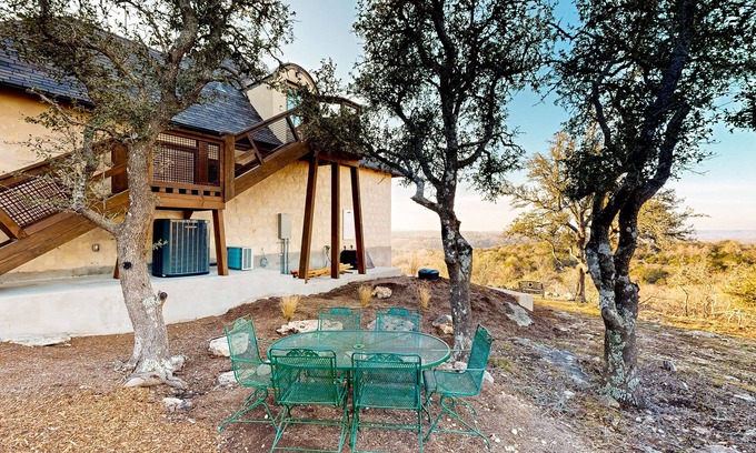 Fredericksburg Condo | Peaceful & stylish getaway with patio & stunning views - near rivers & wineries