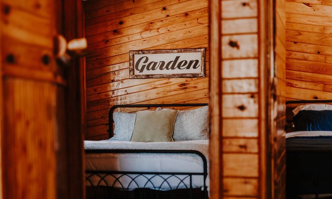 Brainerd Cabin | Peaceful & Updated Baxter Beach Cabin - Private Sandy Beach w/Amenities