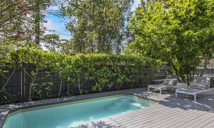 Pearl Beach House | Pearl Beach House by HolidayCo.