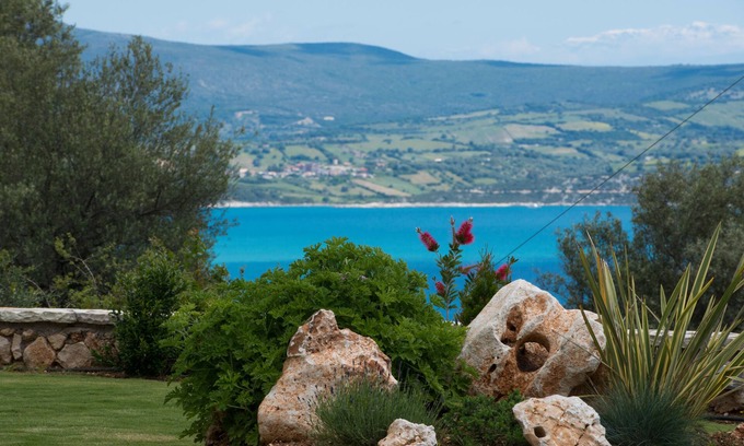 Spanokhorion Hotel | Pearl Mansions