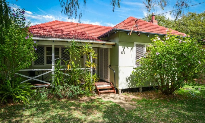 Busselton House | Pebbles by the Bay - Central Busselton