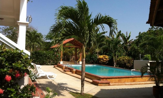 Pedasi Hotel | Pedasi Sports Club