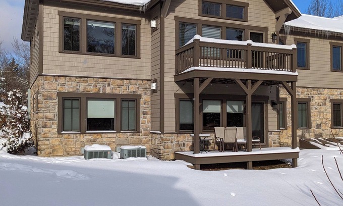 Clymer Condo | Peek n Peak condo on resort