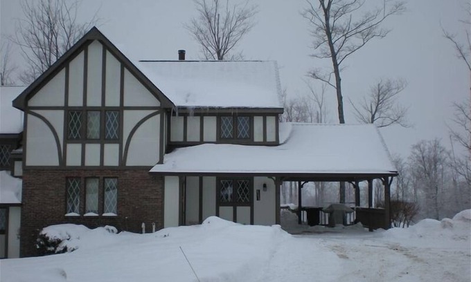 Clymer Condo | Peek'N Peak Ski in/Out - Top of the Slopes; Direct Rates