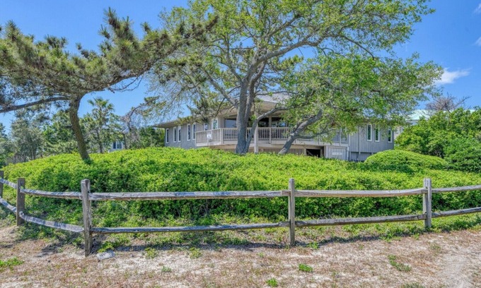 Inlet Harbour House | Pelican Porch - Five-Bedroom Inlet/Channel Front Home