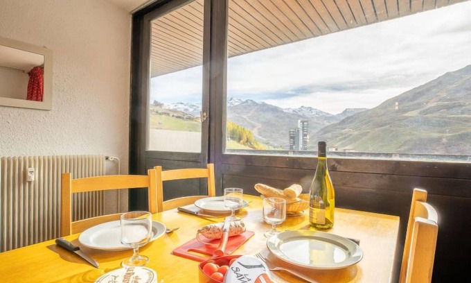Les Menuires Apartment | Pelvoux 102 by Interhome