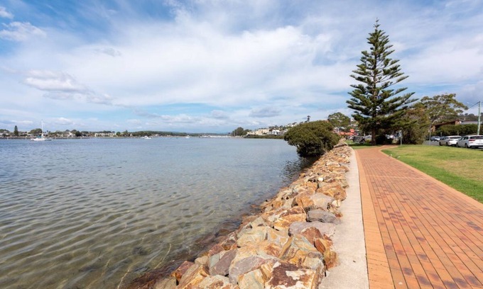 Merimbula Apartment | Penguin Mews - Unit 14 - 4 Bedroom