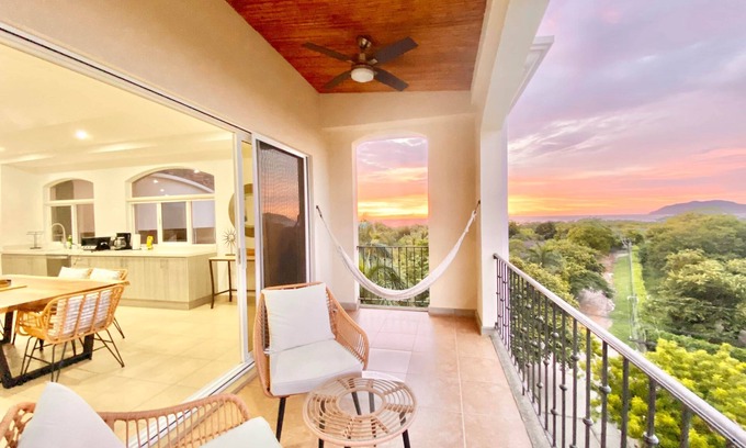 Playa Langosta Apartment | Peninsula 64 ߷Dazzling Ocean view Penthouse ߷ Fabulous amenities ߷