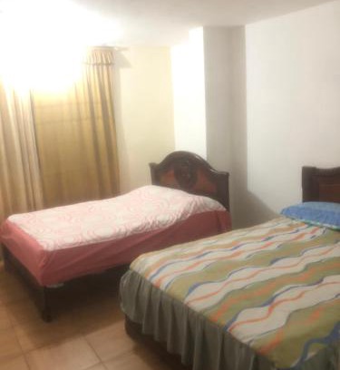 Malacatos House | Pensión Malacatos