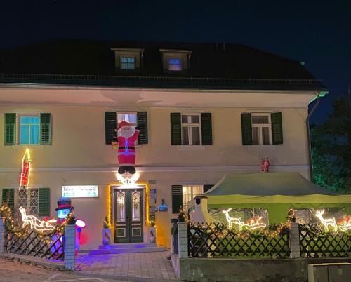 Graz-Straßgang House | Pension - Alt - Strassgang