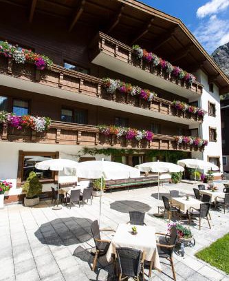 Mandarfen House | Pension Mittagskogel