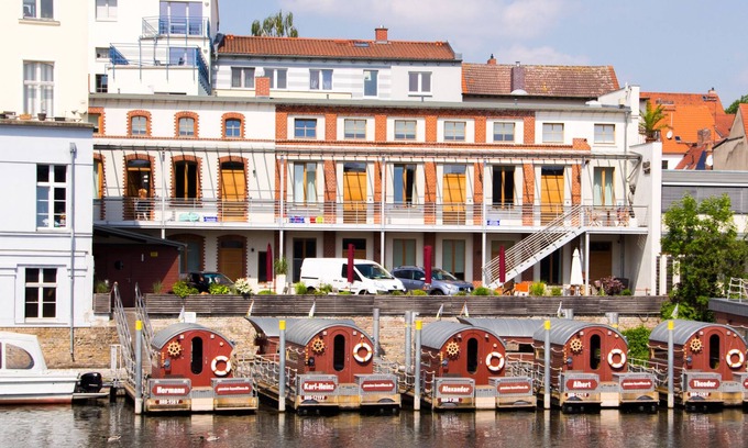 Brandenburg an der Havel House | Pension Havelfloss