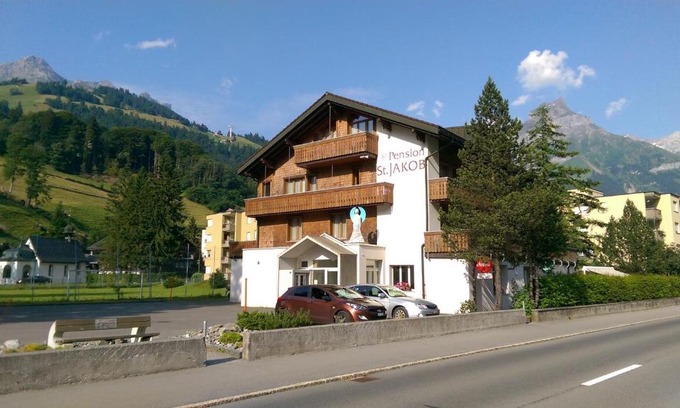 Engelberg Hostel | Pension St. Jakob