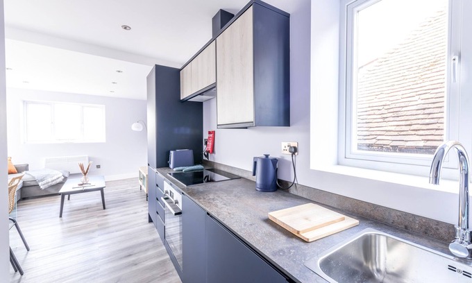 Abingdon Apartment | Pent House Apartment | Central | 6 Guests