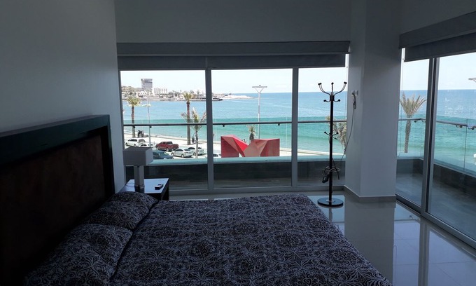 Ferrocarrilera Apartment | Penthouse 113 en Torre eMe con vista panorámica al mar